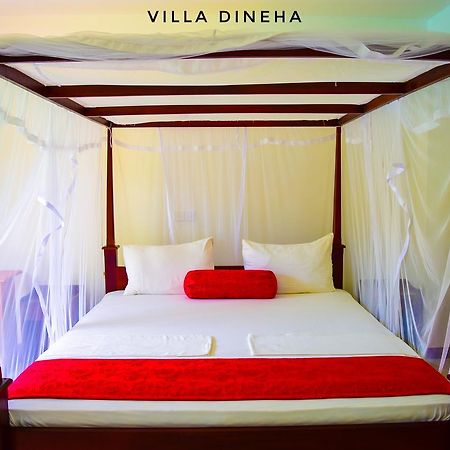 Villa Dineha ฮิกคาดูวา ภายนอก รูปภาพ