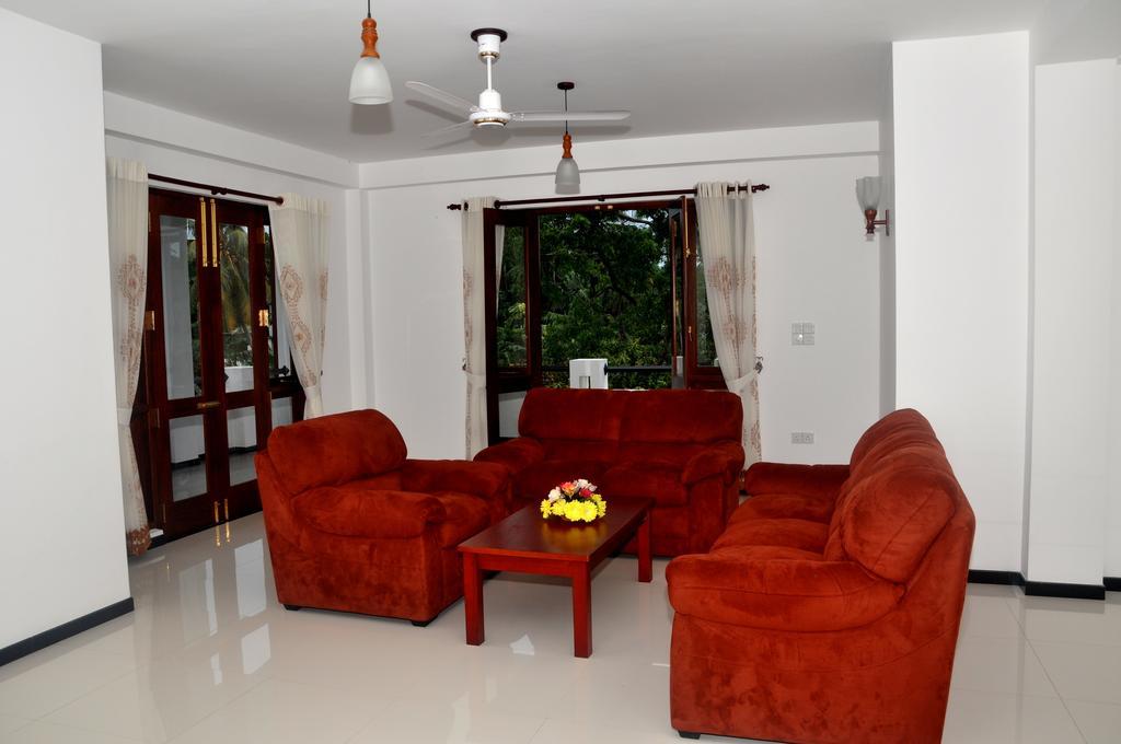 Villa Dineha ฮิกคาดูวา ภายนอก รูปภาพ