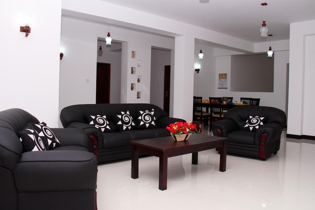Villa Dineha ฮิกคาดูวา ภายนอก รูปภาพ