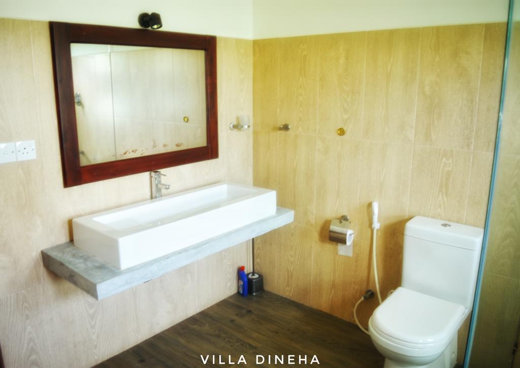 Villa Dineha ฮิกคาดูวา ภายนอก รูปภาพ