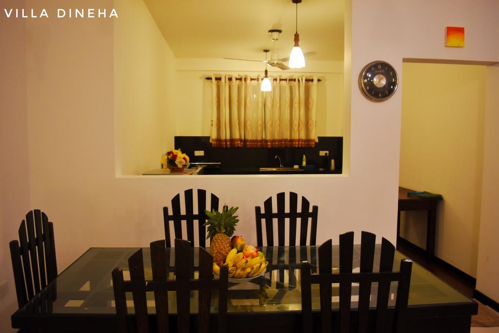 Villa Dineha ฮิกคาดูวา ภายนอก รูปภาพ